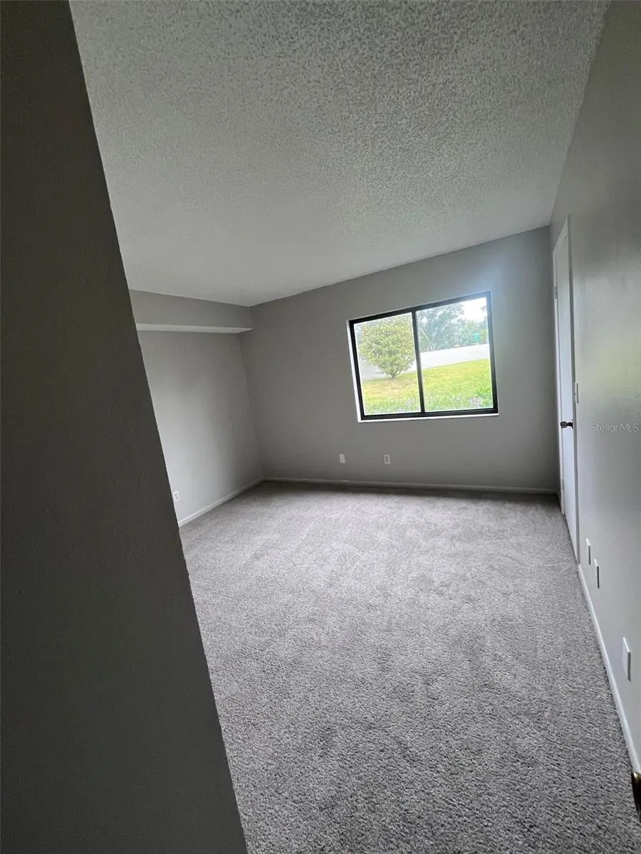 2050 HUNTERS GLEN DR #614 #614
