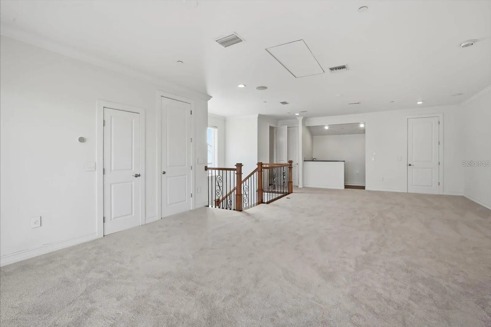 1465 HILLSIDE LANDING DR