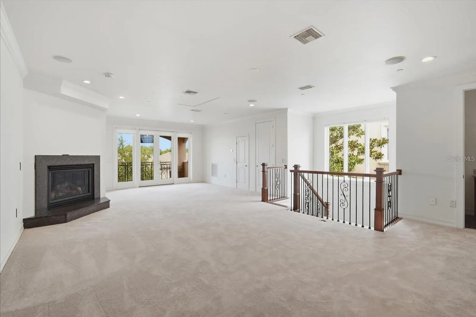 1465 HILLSIDE LANDING DR