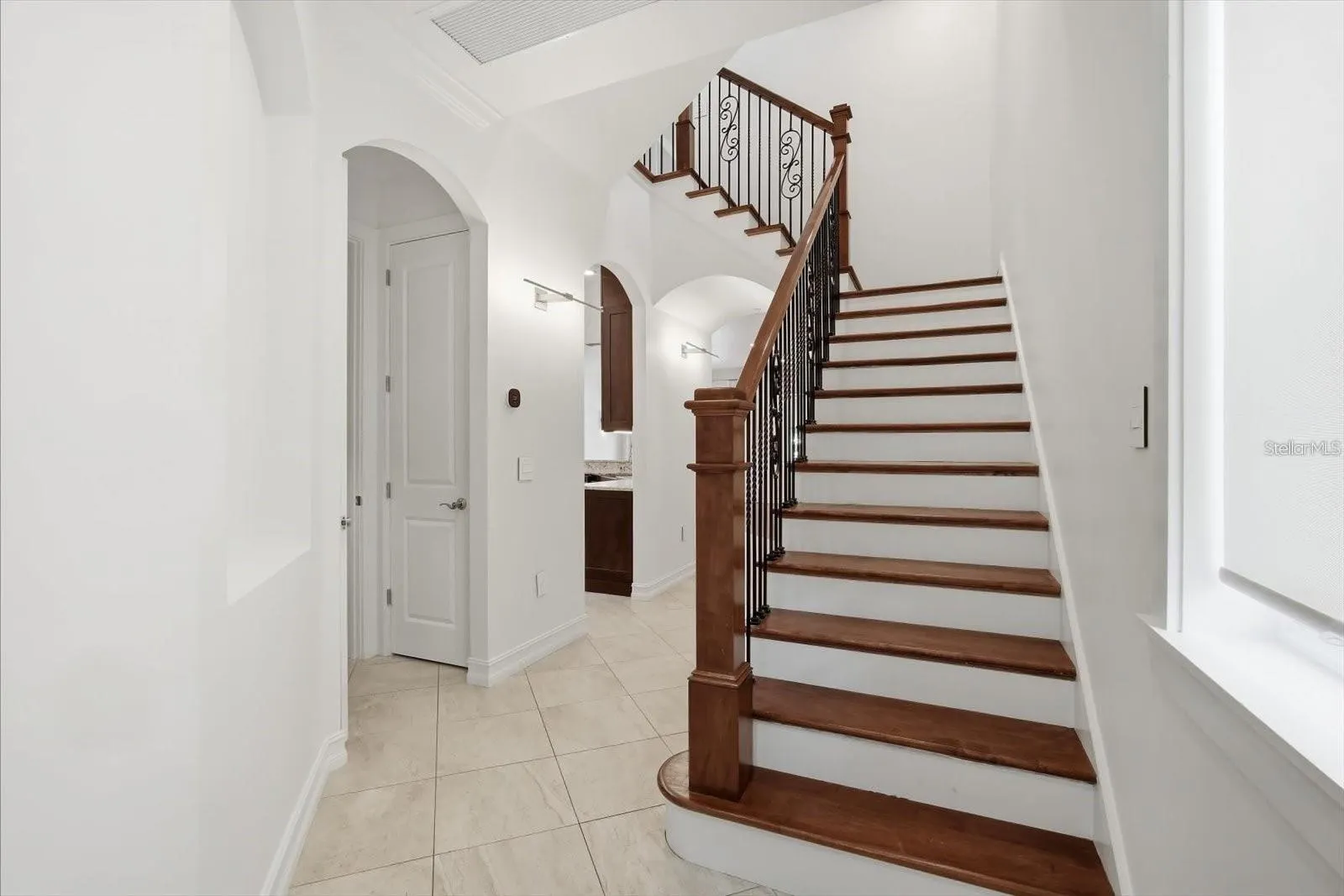 1465 HILLSIDE LANDING DR