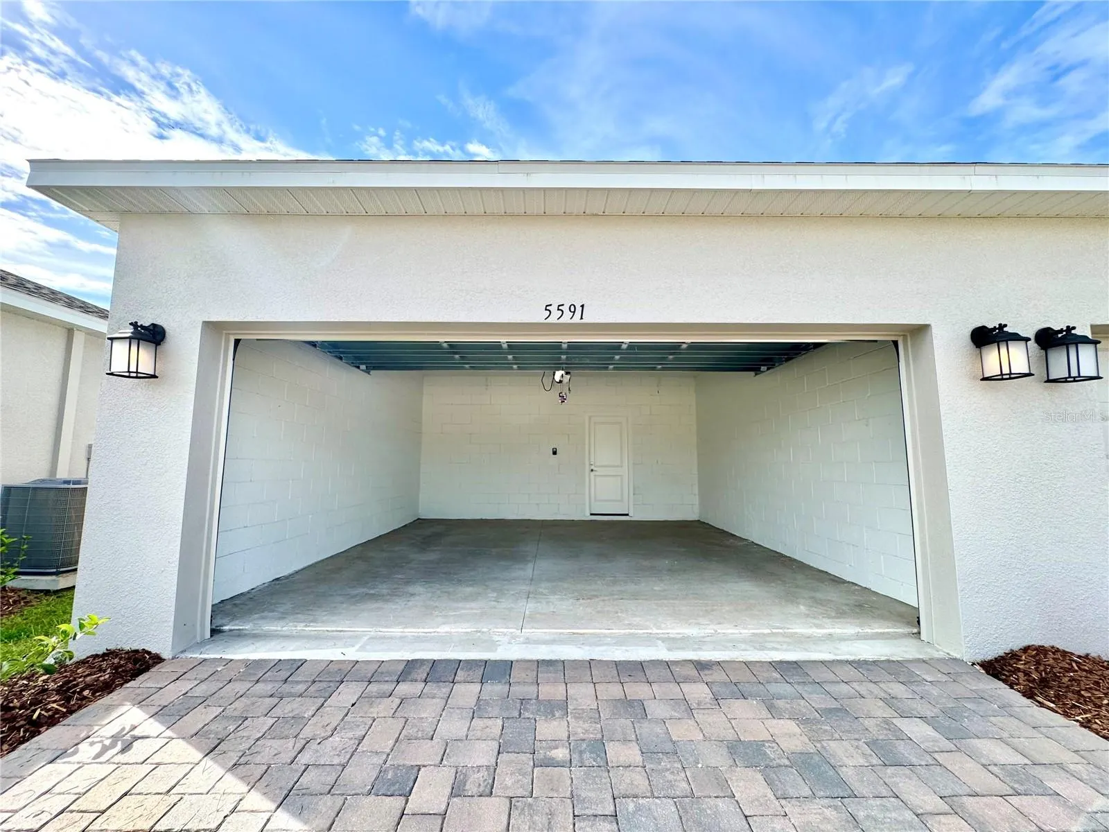 5591 RONIN DR