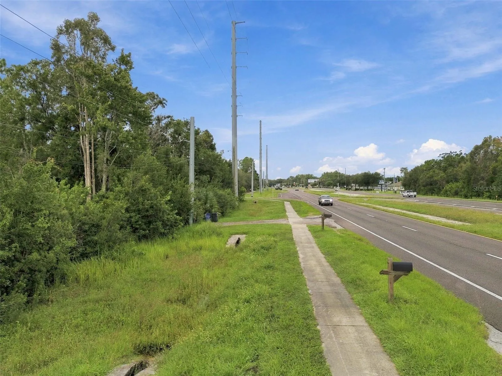 19135 N DALE MABRY HWY