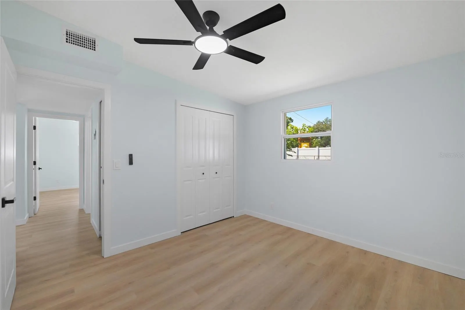 3215 WELBORN WAY