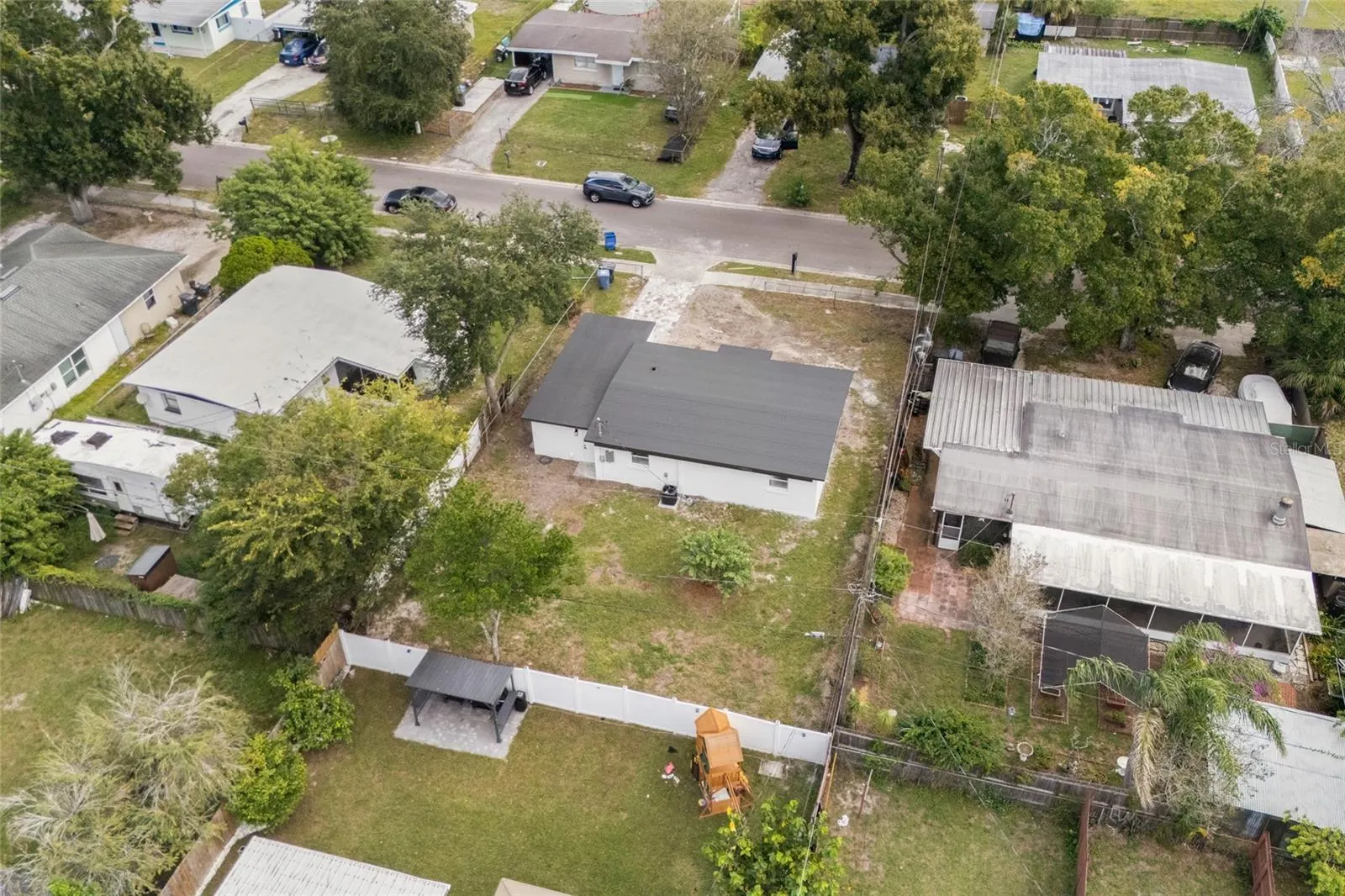 3215 WELBORN WAY