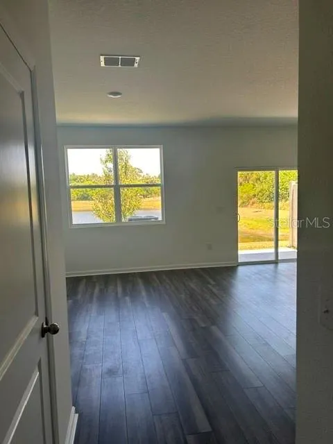 6288 BUCKET CT