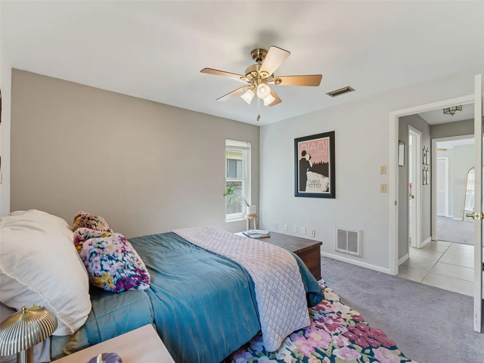 3 SUMMIT LN