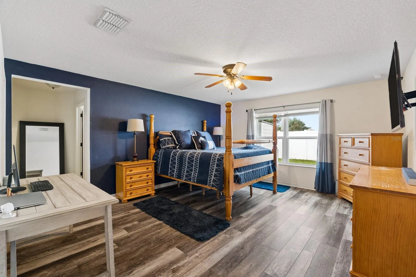 11327 BRIGHTON KNOLL LOOP