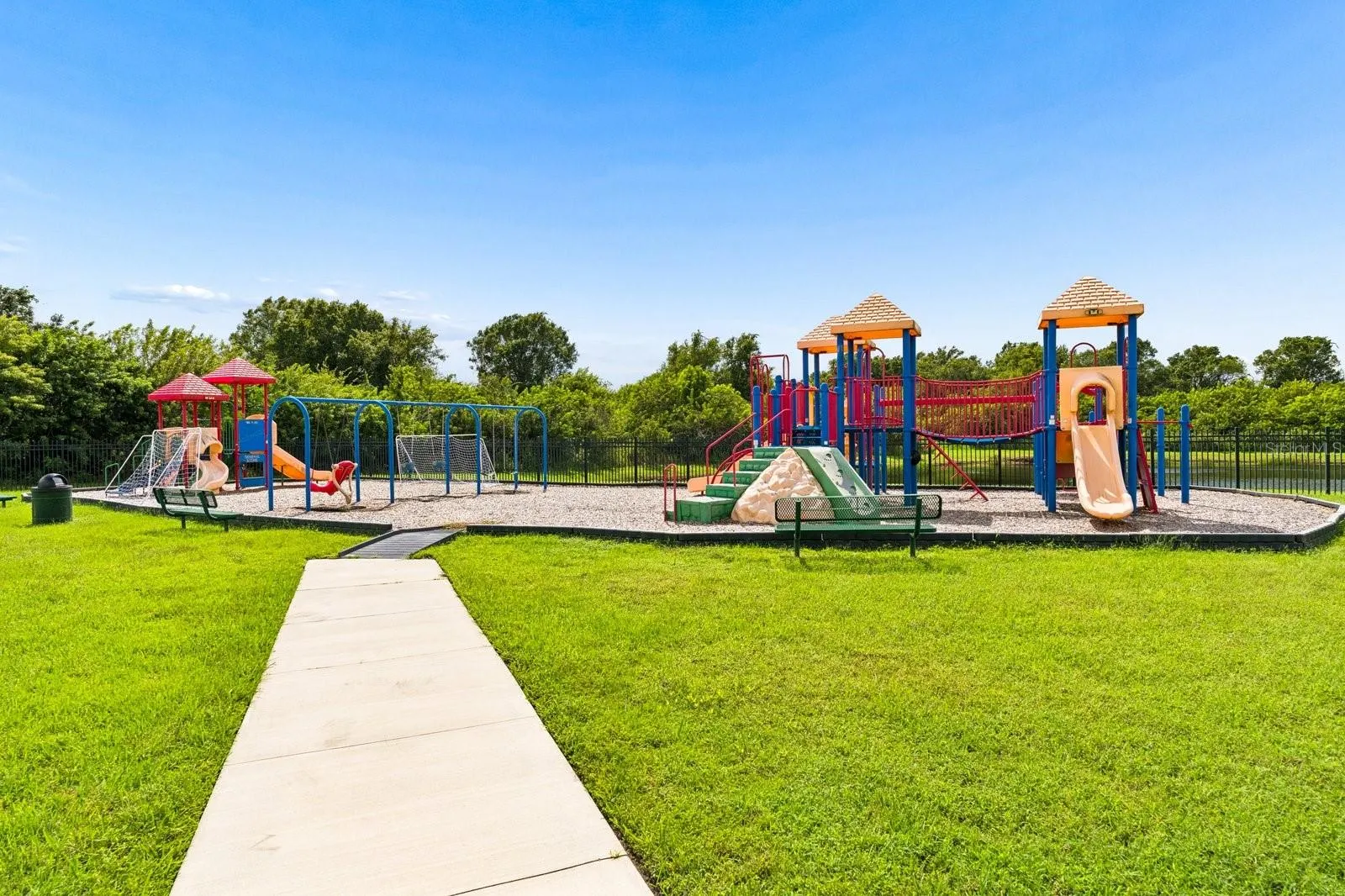 11327 BRIGHTON KNOLL LOOP