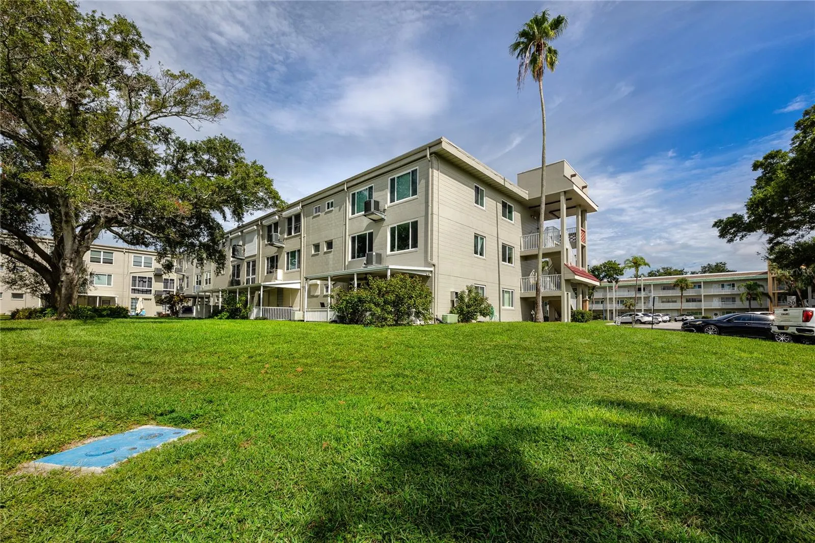 2072 AUSTRALIA WAY W #42 #42