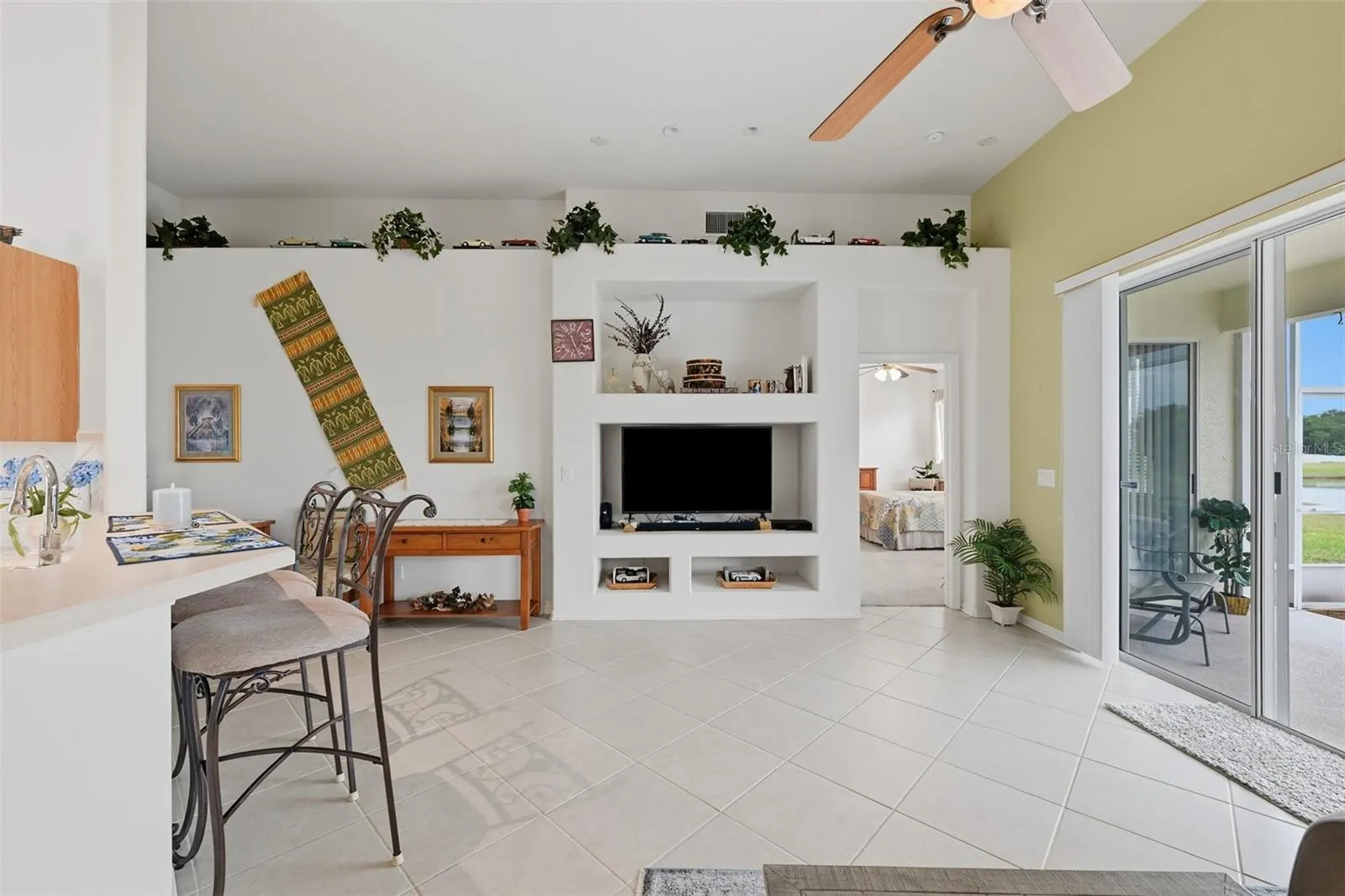 10915 AUSTRALIAN PINE DR