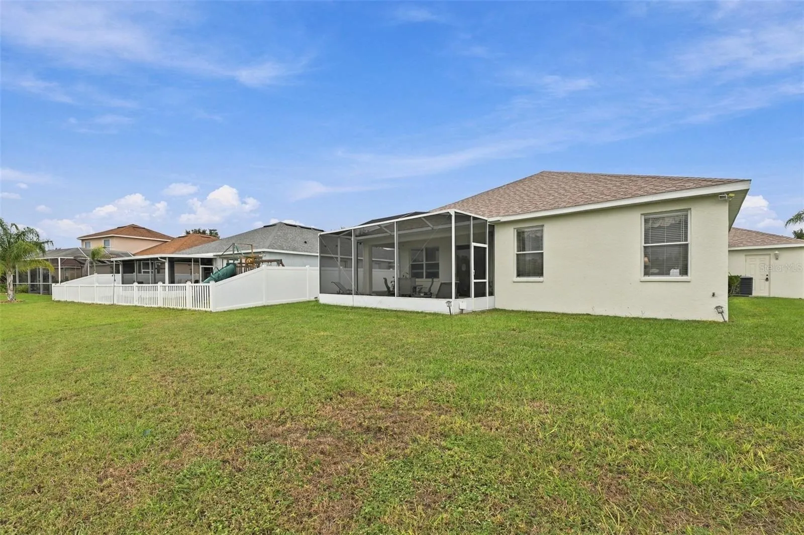 10915 AUSTRALIAN PINE DR