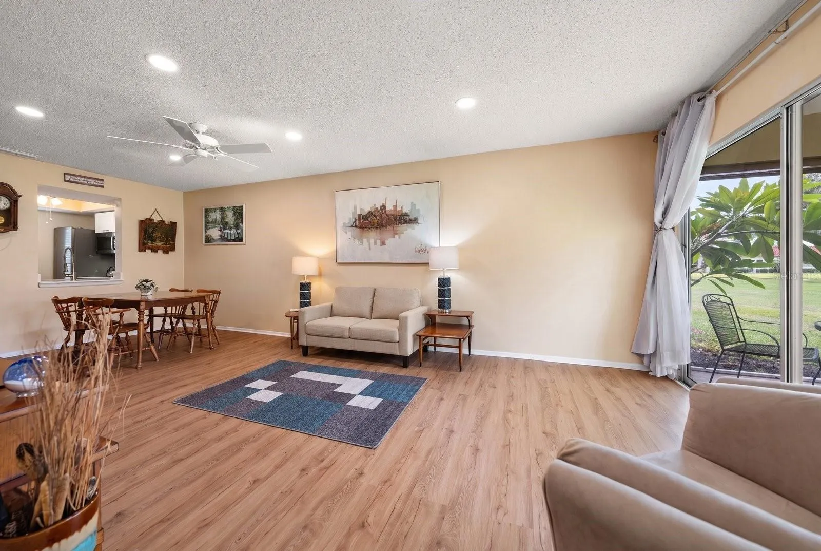 1701 PINEHURST RD #29E #29E