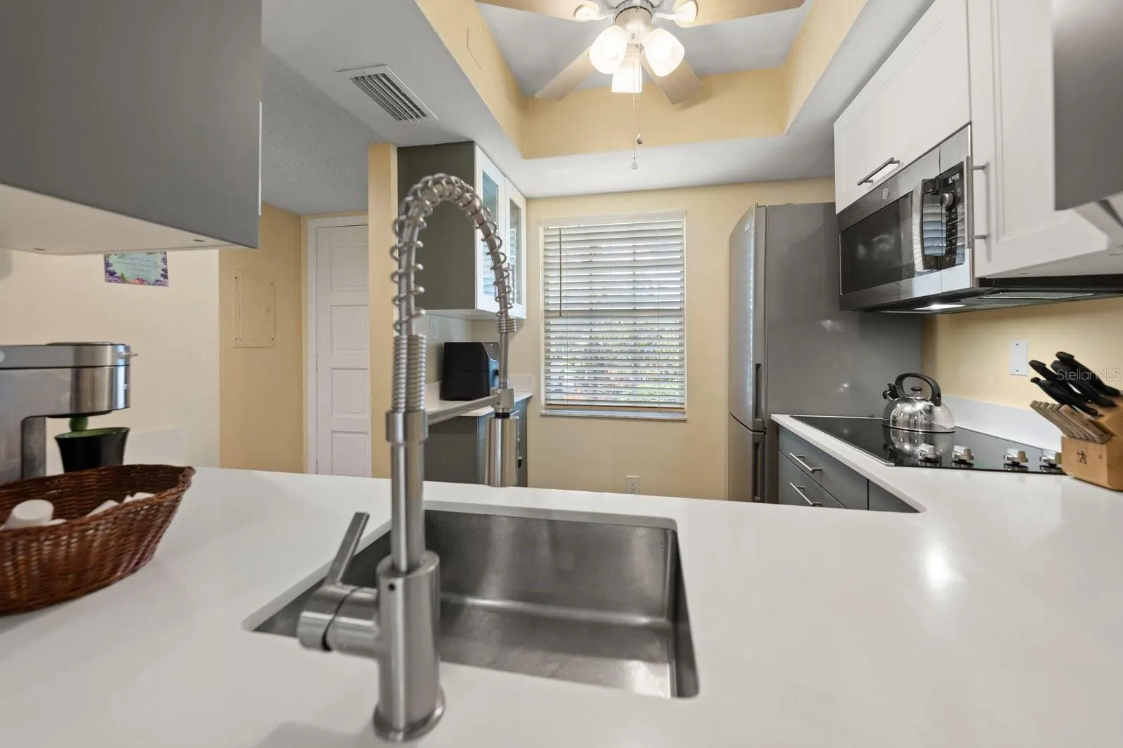 1701 PINEHURST RD #29E #29E