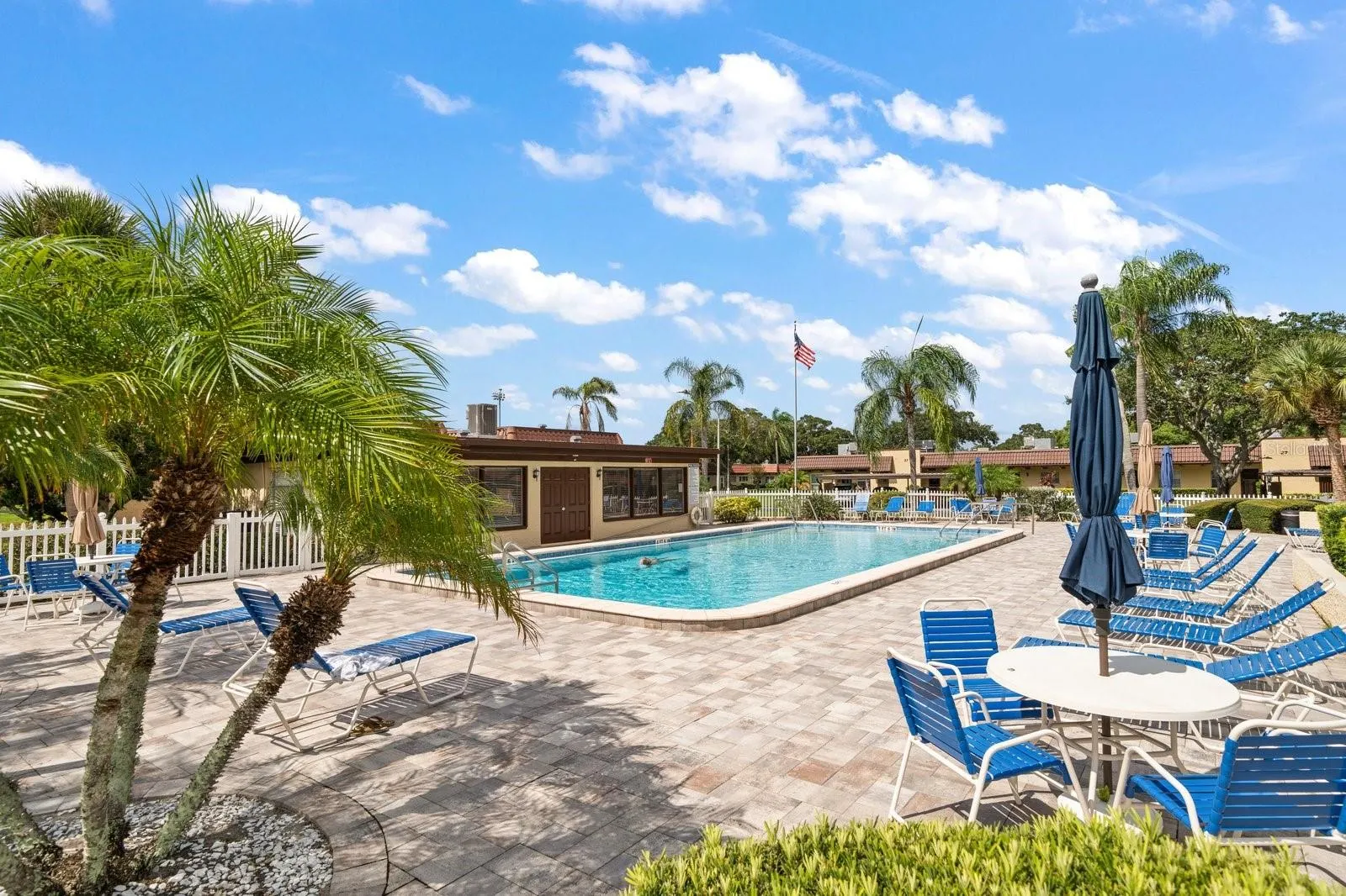 1701 PINEHURST RD #29E #29E