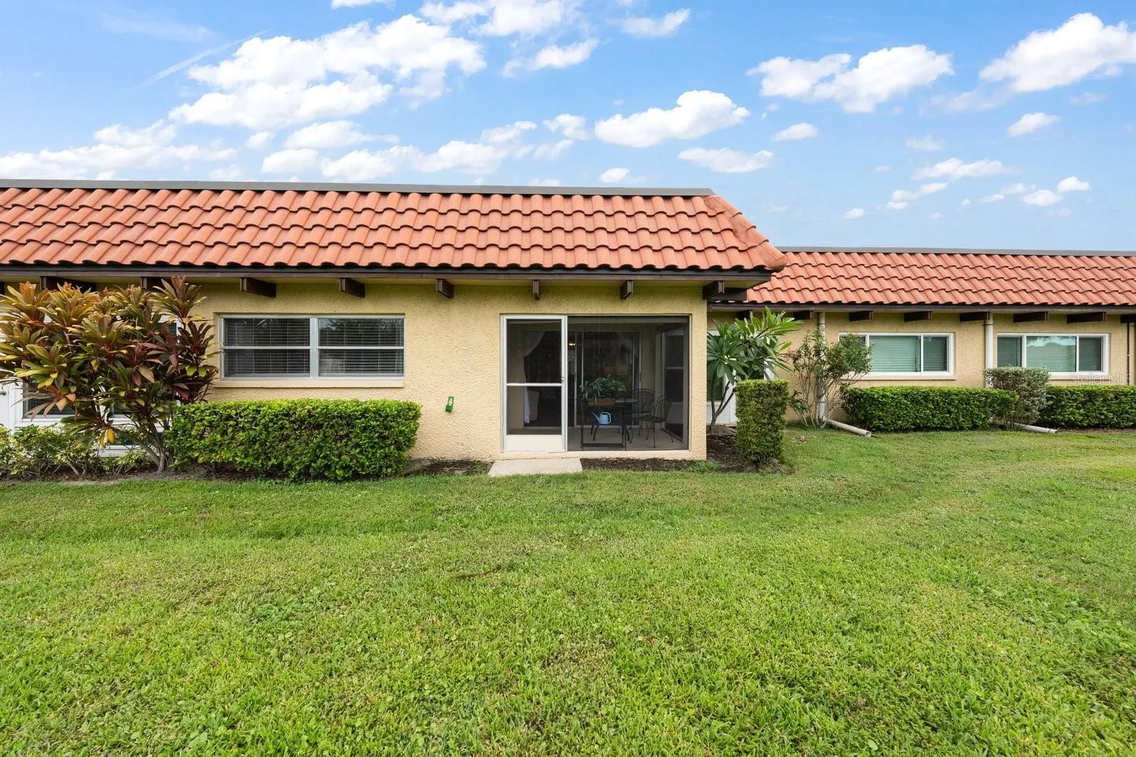 1701 PINEHURST RD #29E #29E