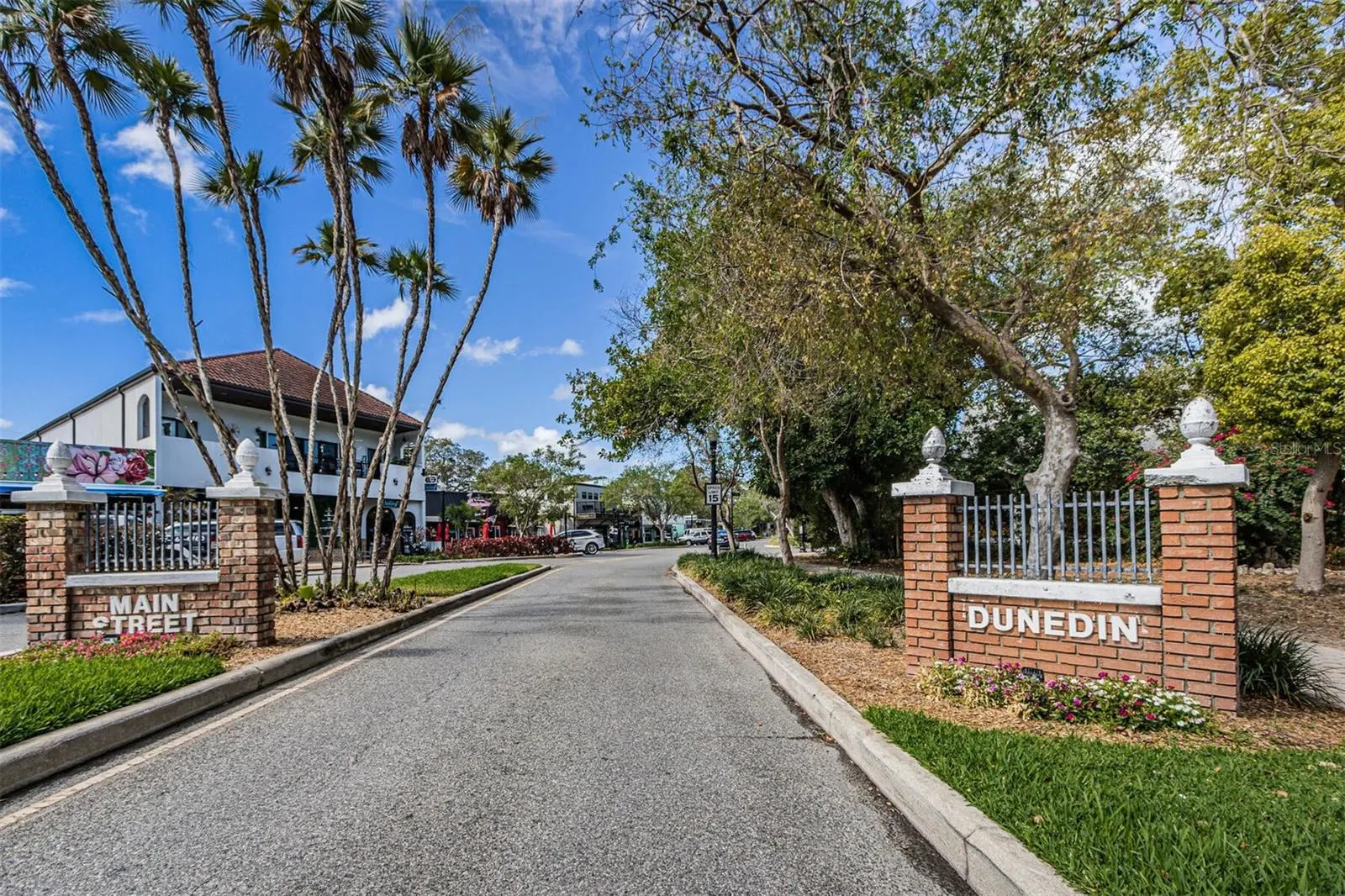 1701 PINEHURST RD #29E #29E