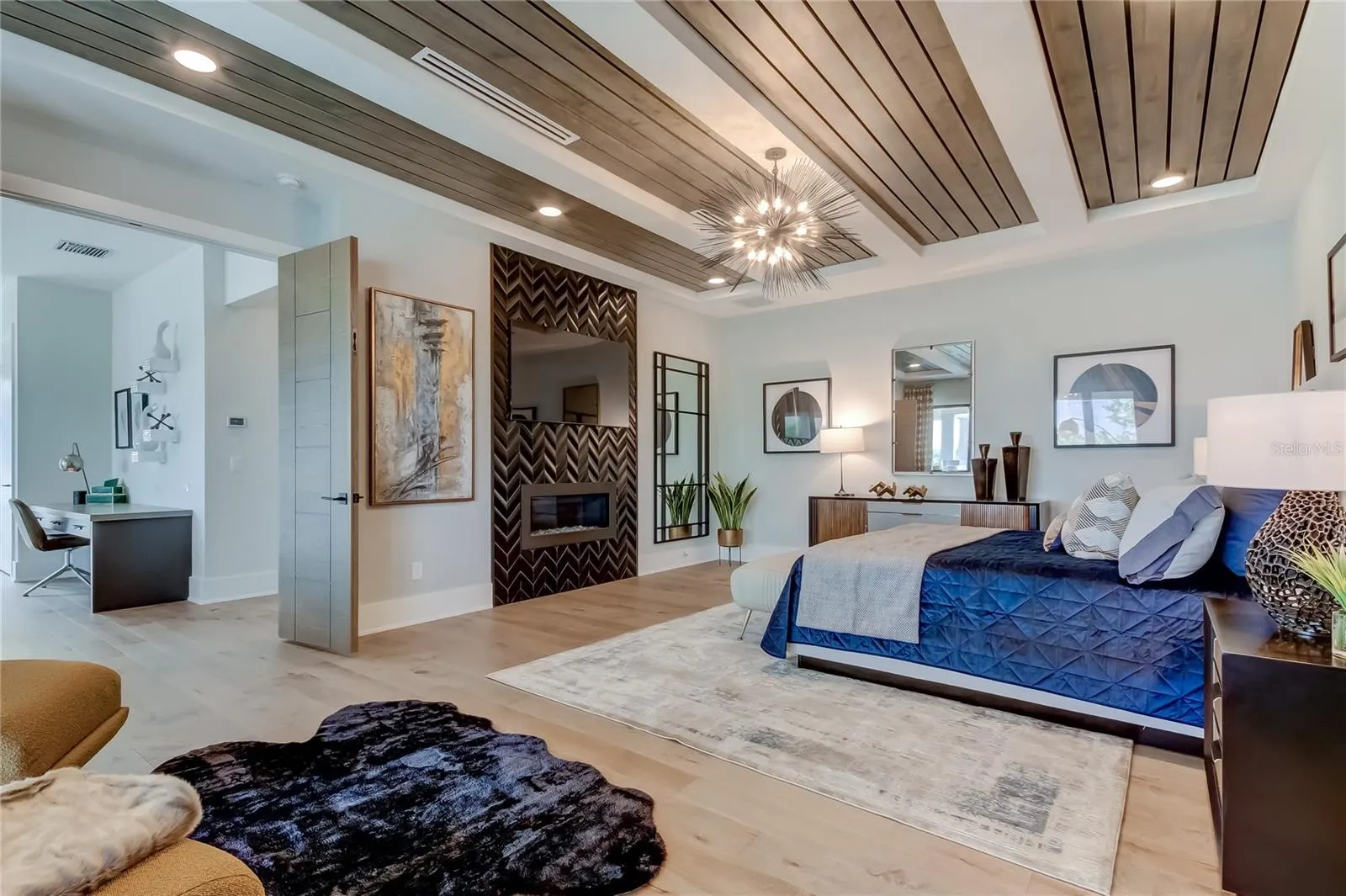 9586 TROUTWATER LN