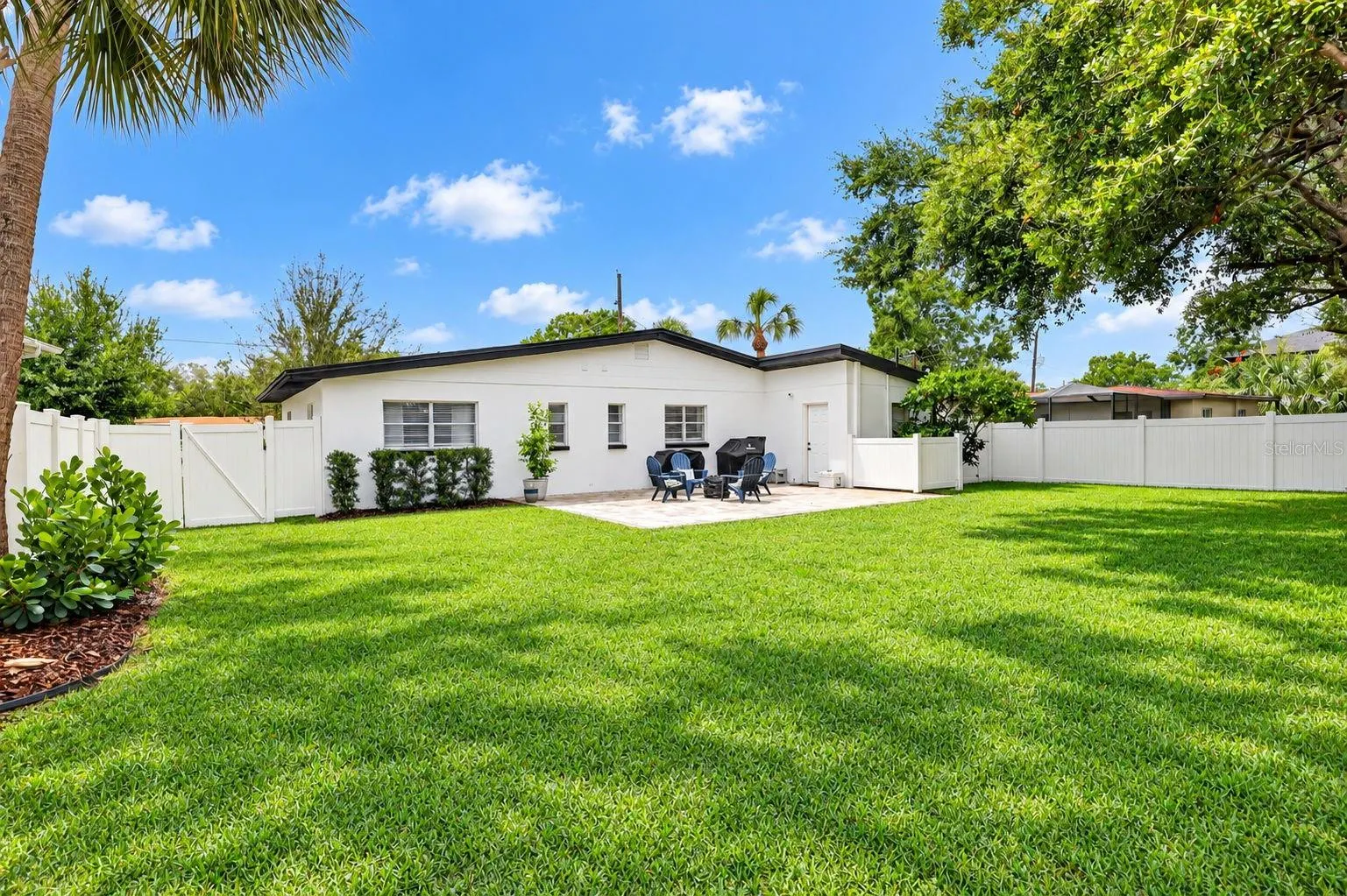 2913 W ELROD AVE