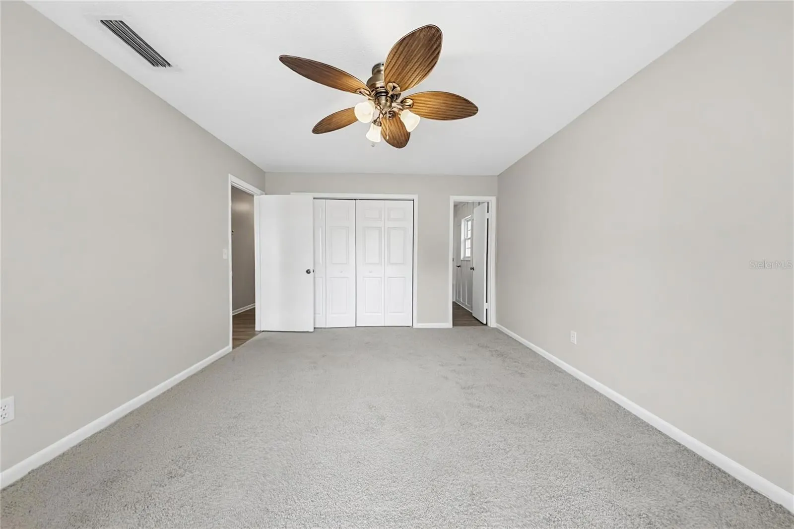 1322 GLENGREEN LN