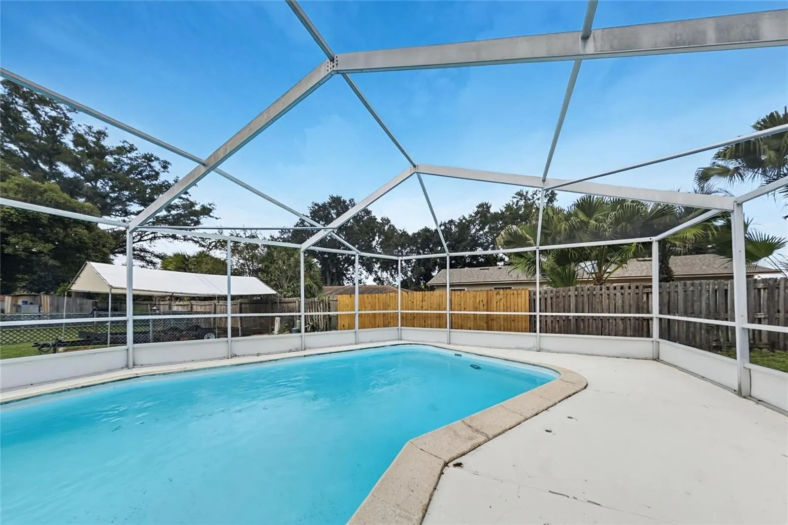 1322 GLENGREEN LN