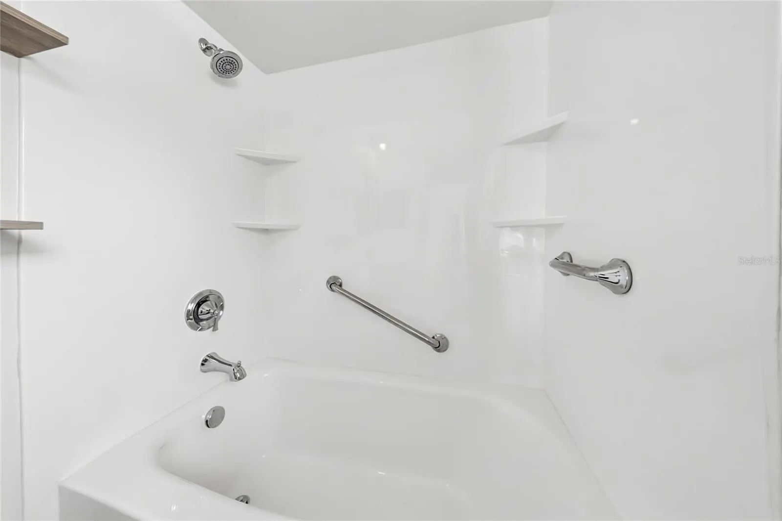 1322 GLENGREEN LN