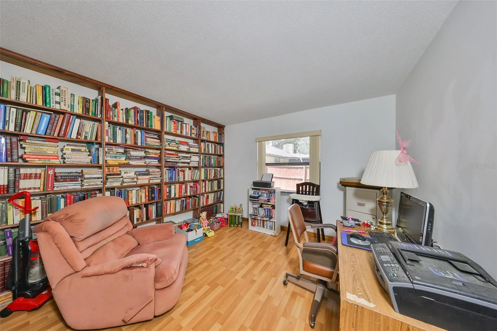 2609 MANOR OAK DR