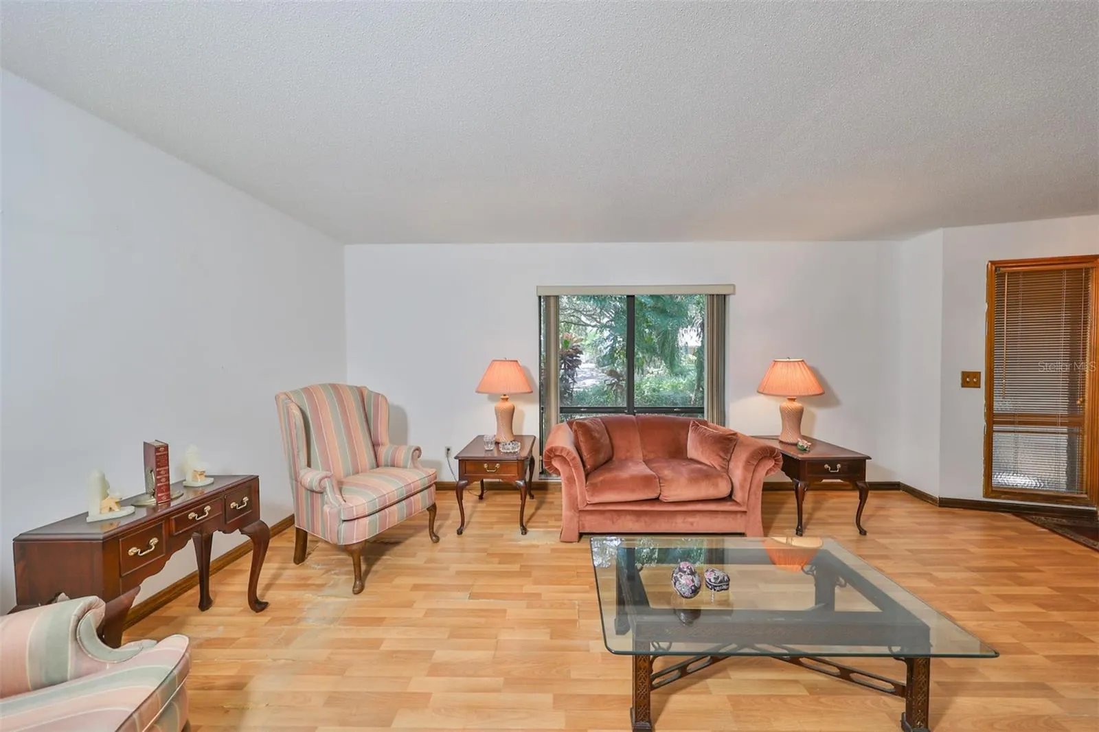 2609 MANOR OAK DR
