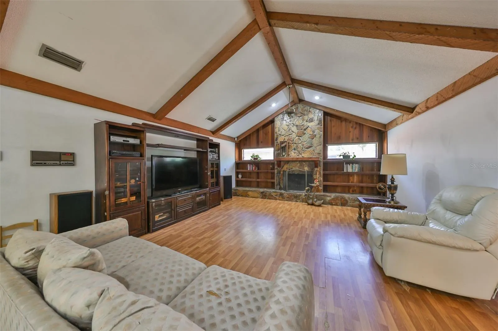 2609 MANOR OAK DR