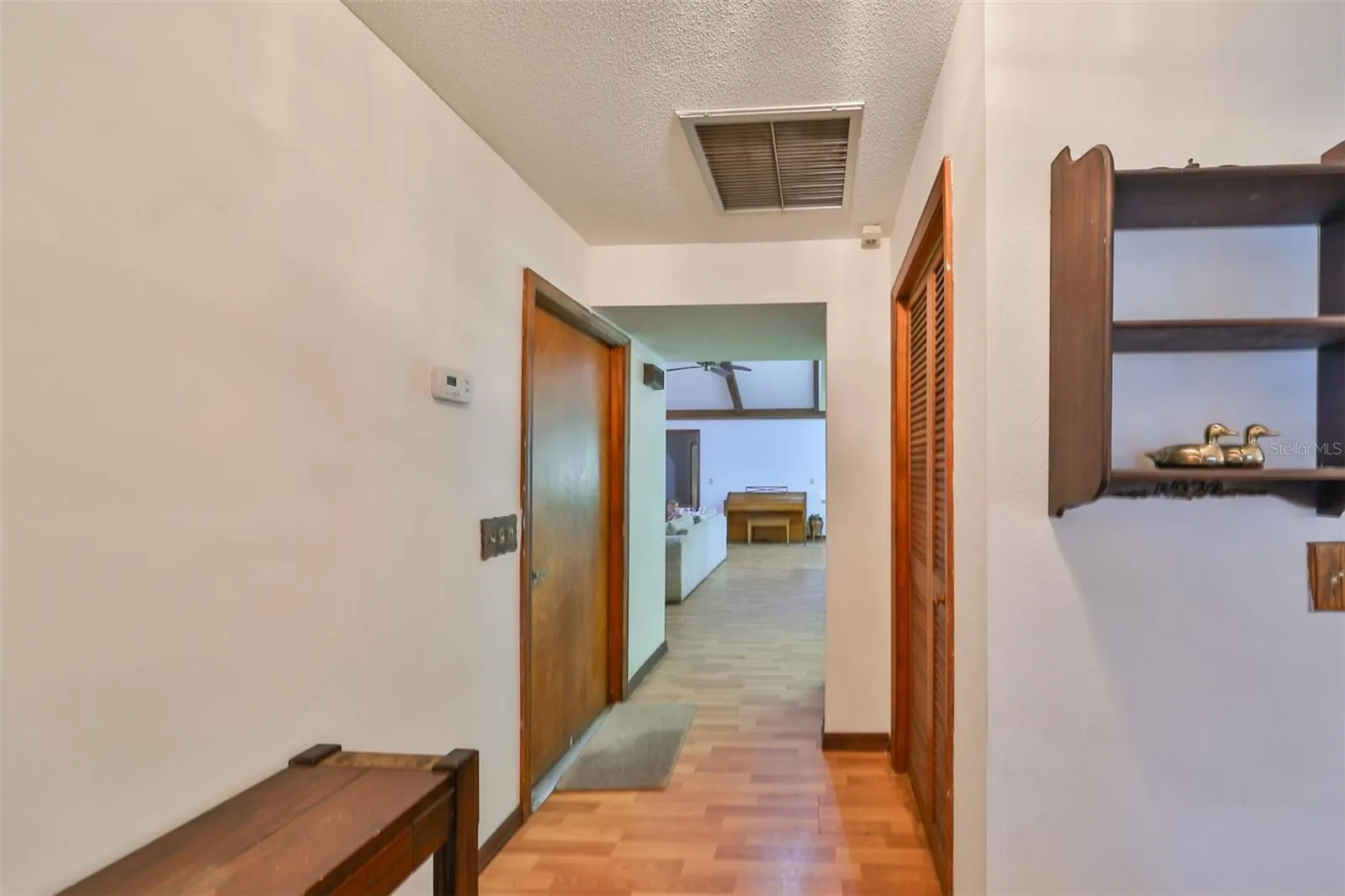 2609 MANOR OAK DR