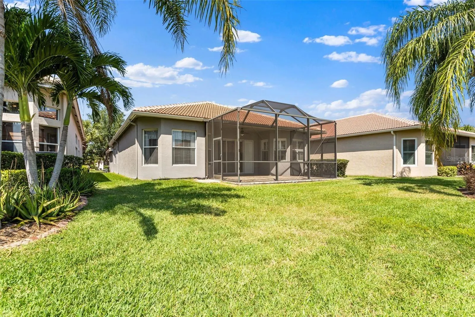 4925 SANDY BROOK CIR
