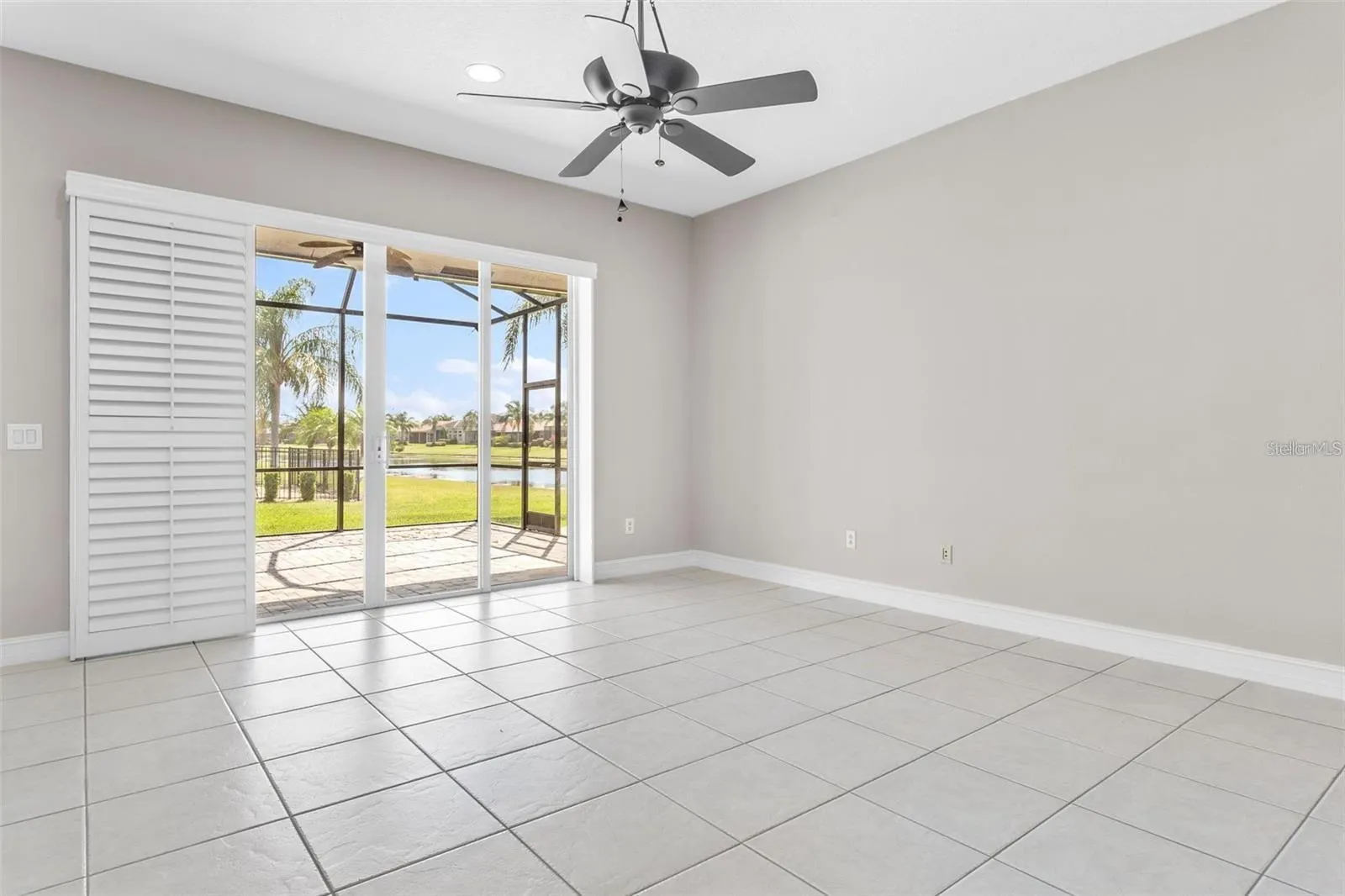 4925 SANDY BROOK CIR
