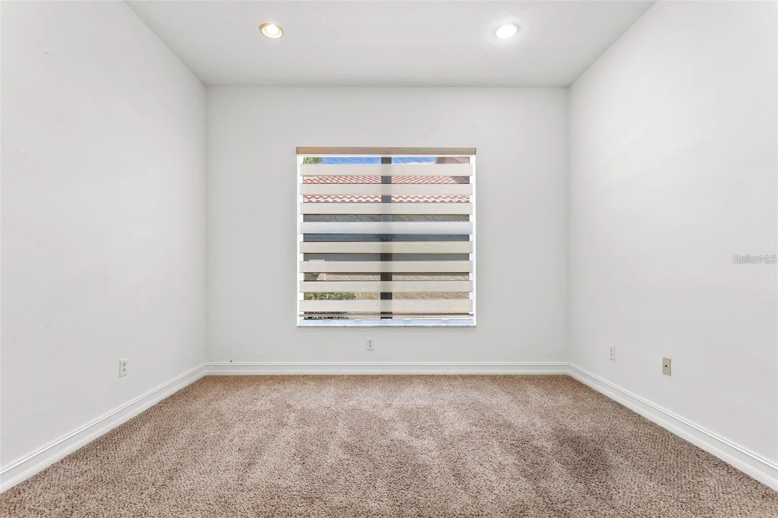 4925 SANDY BROOK CIR