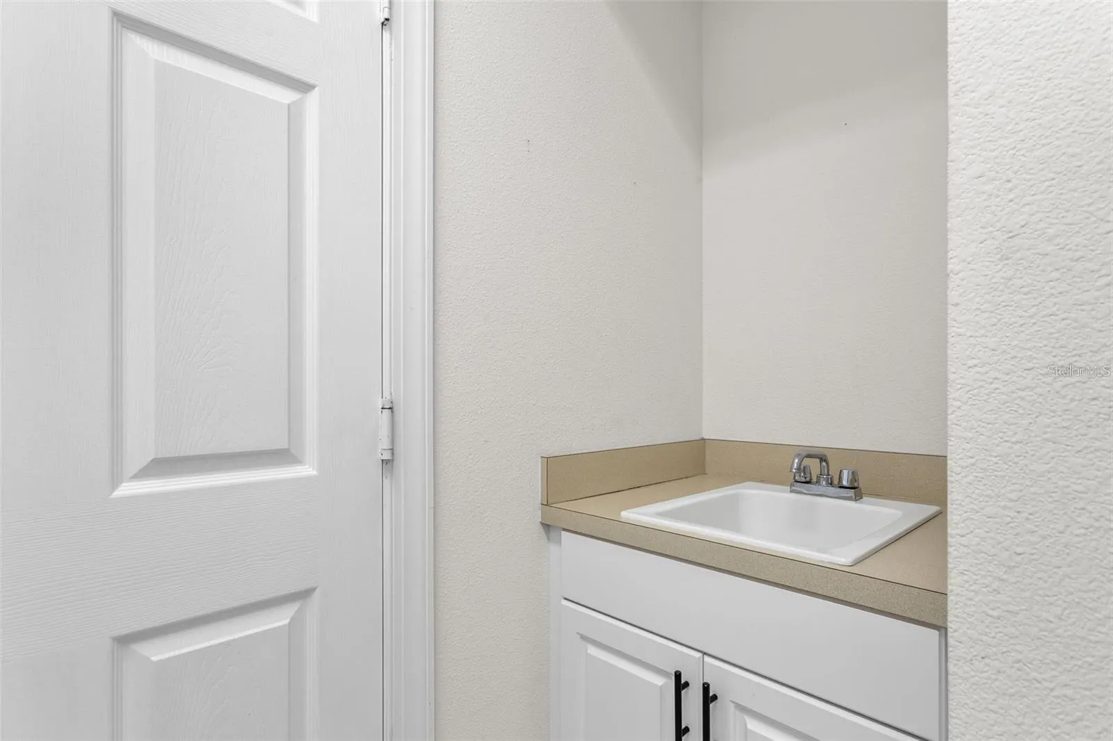 4925 SANDY BROOK CIR