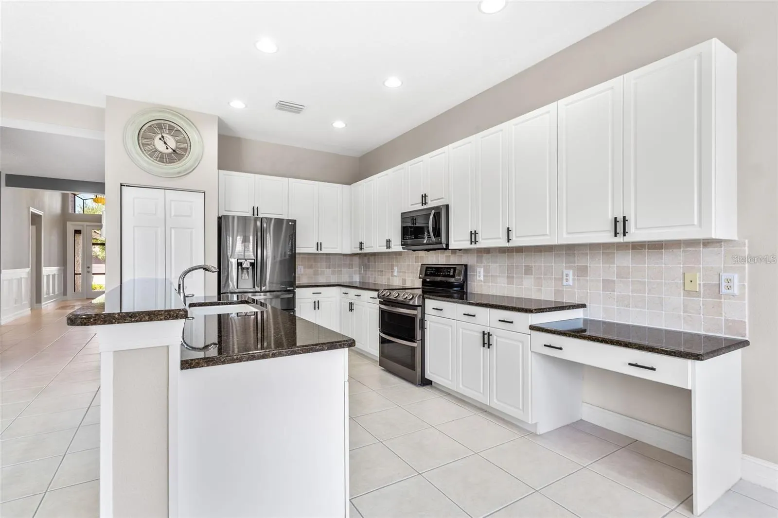 4925 SANDY BROOK CIR
