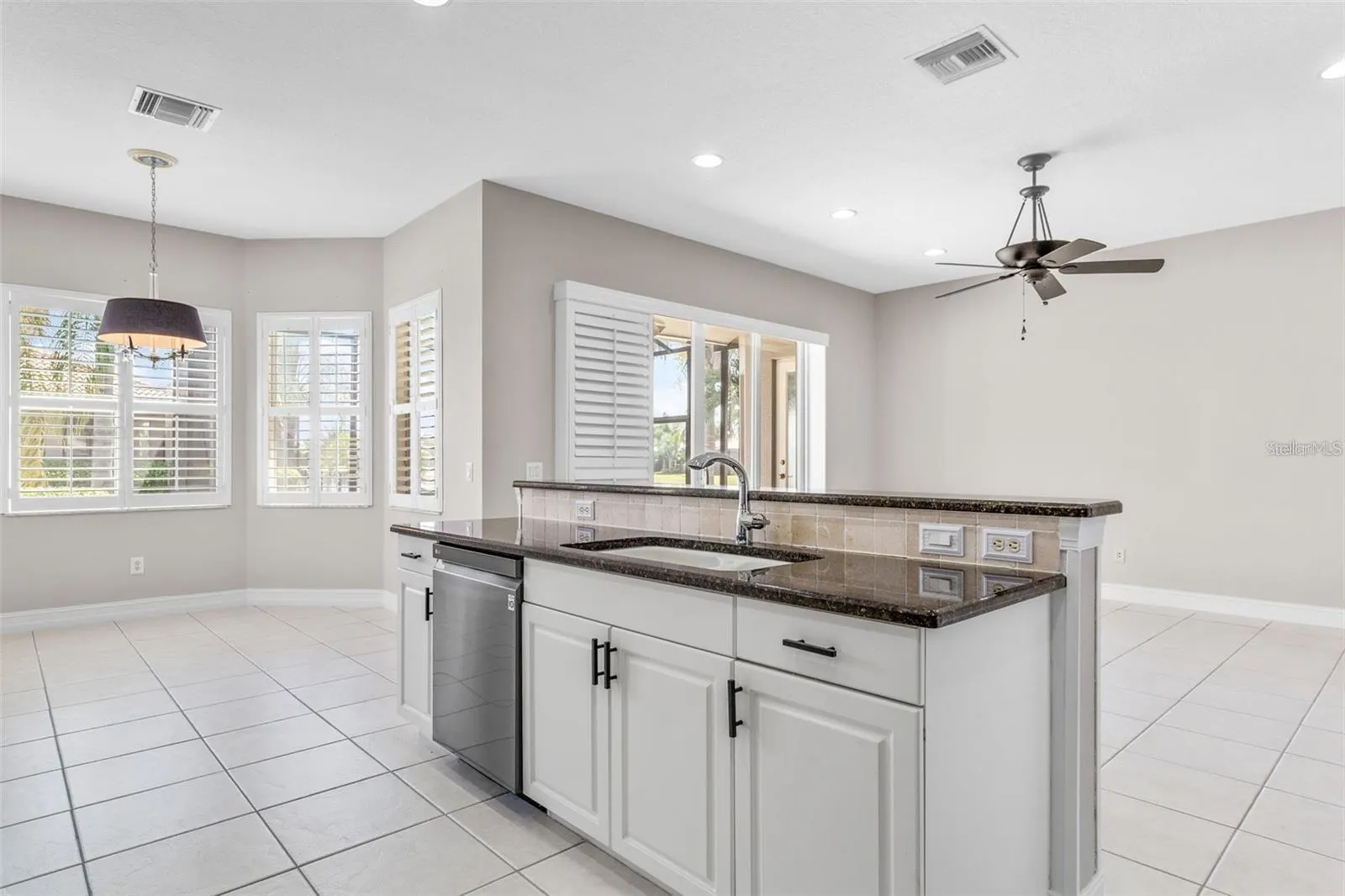 4925 SANDY BROOK CIR