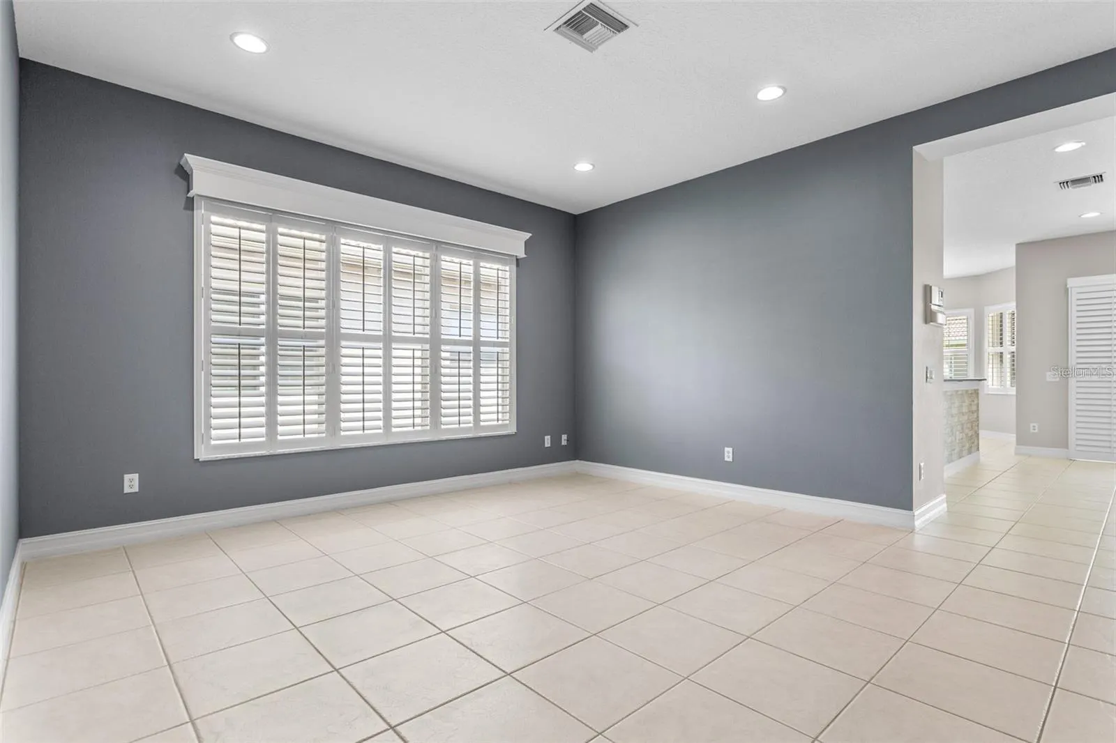 4925 SANDY BROOK CIR