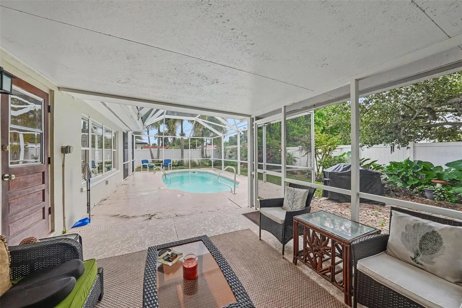 1491 SAN HELEN DR