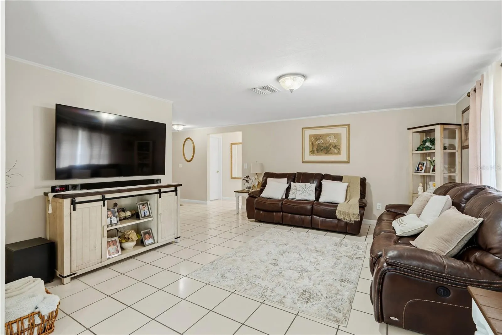 3105 SANDSPUR DR