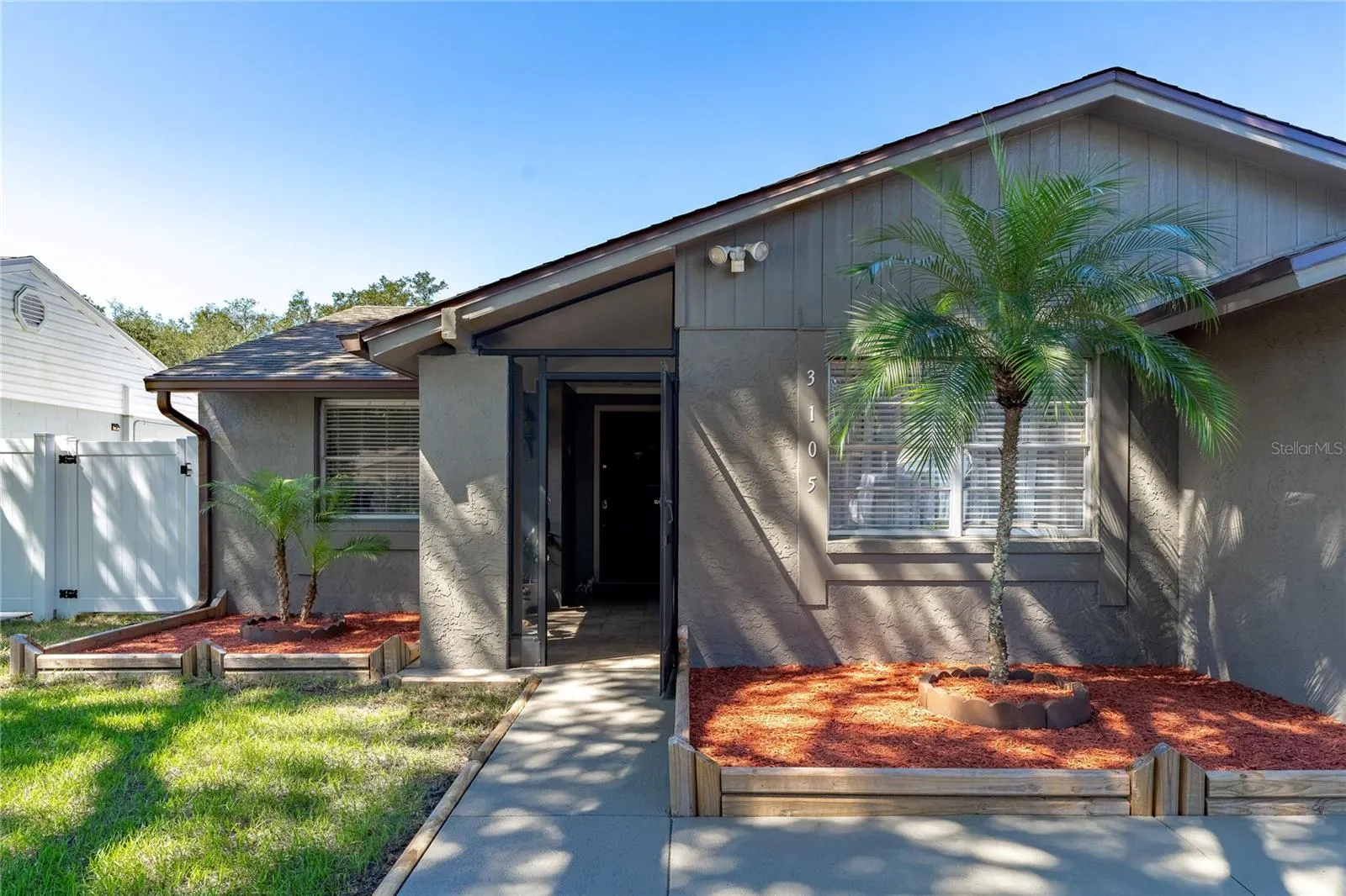 3105 SANDSPUR DR