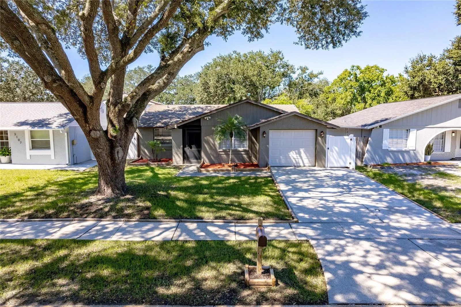 3105 SANDSPUR DR