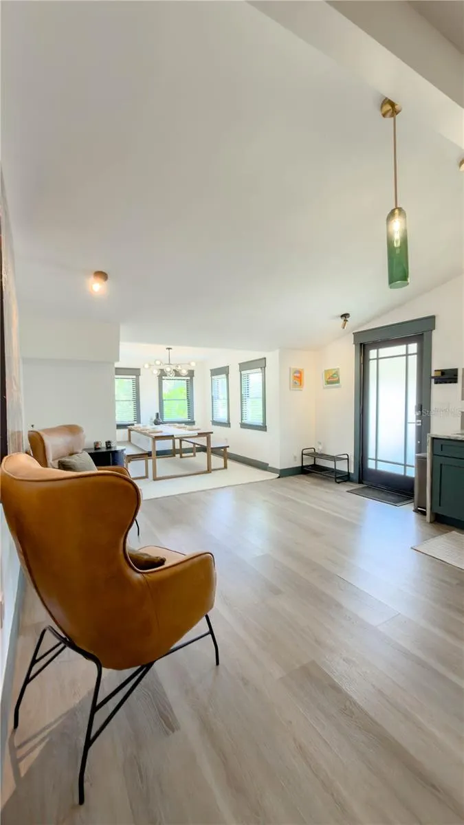 407 E PALM AVE #102 #102