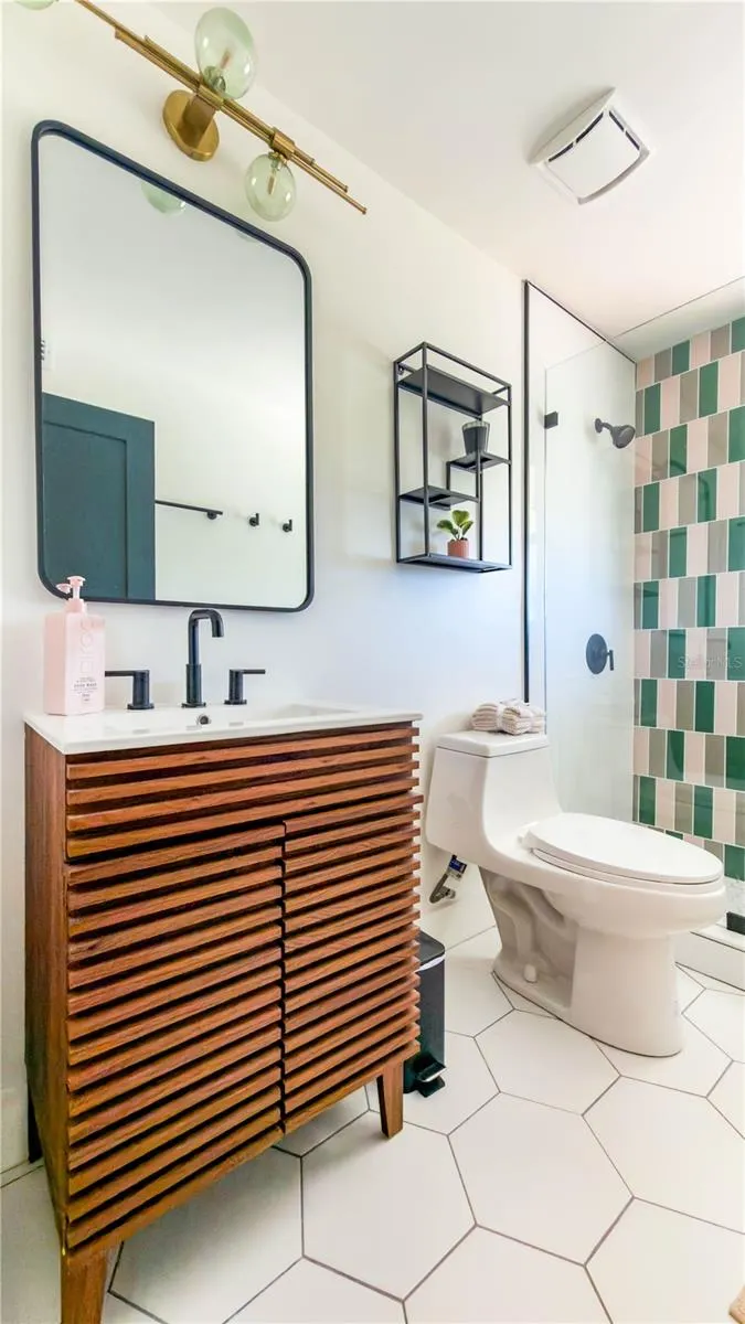 407 E PALM AVE #102 #102
