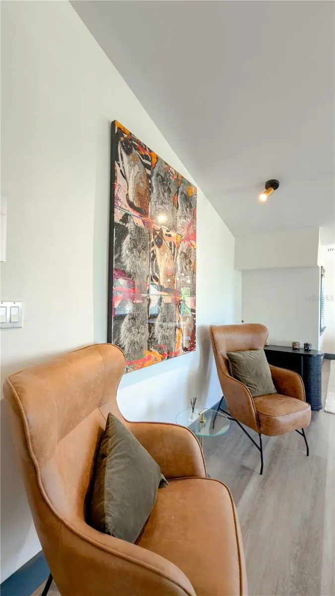 407 E PALM AVE #102 #102