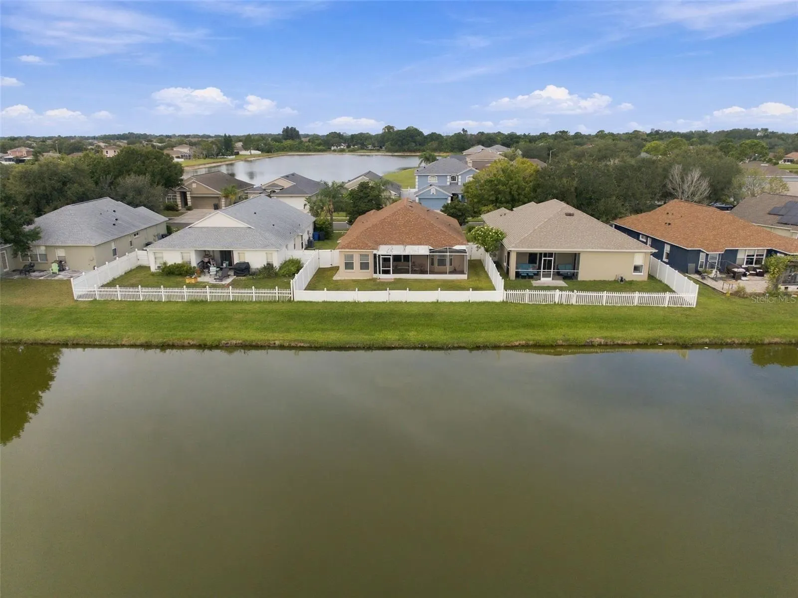 8335 CANTERBURY LAKE BLVD