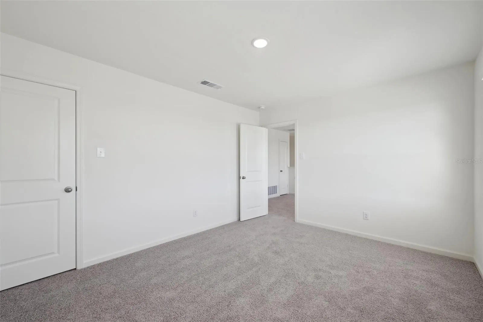 10526 CURVING CREEK