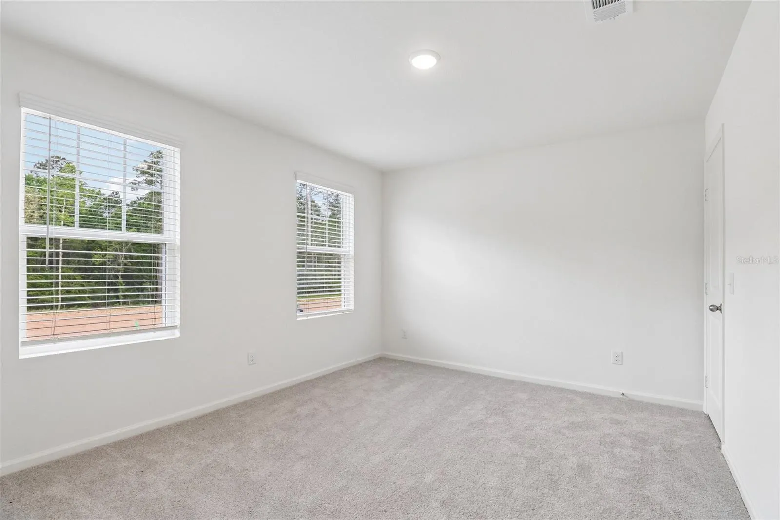 10526 CURVING CREEK