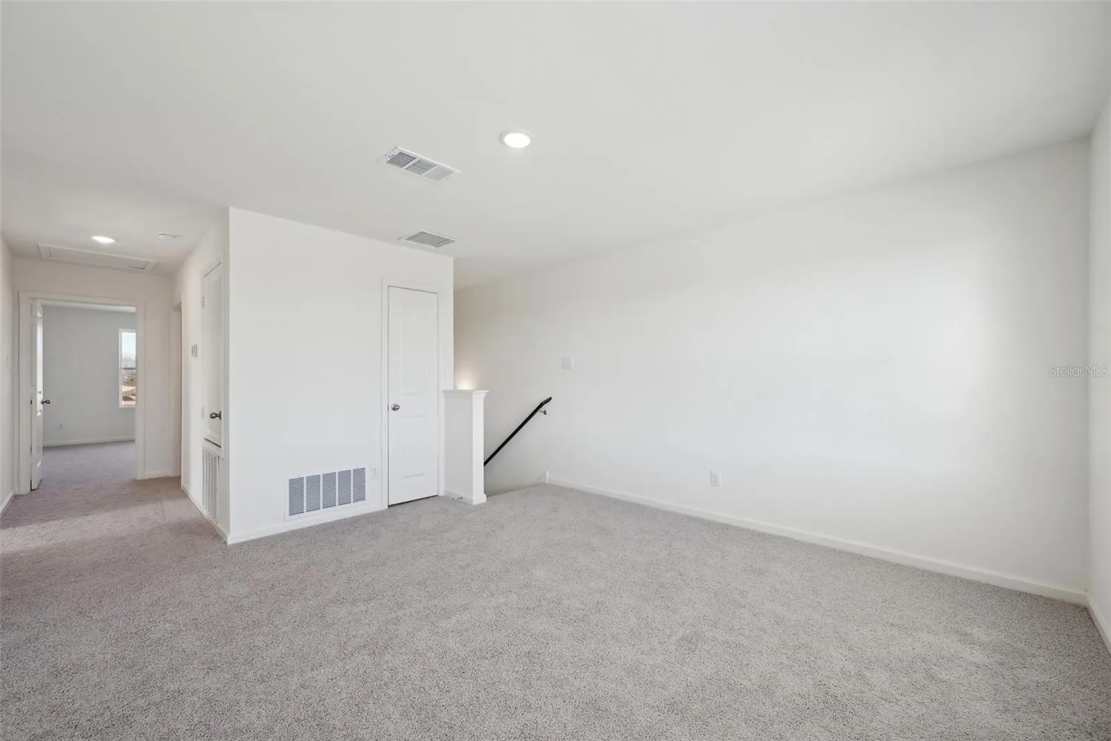10526 CURVING CREEK