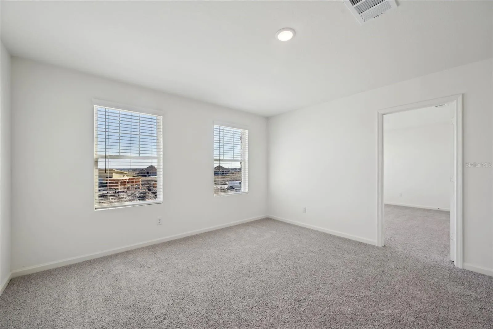 10526 CURVING CREEK