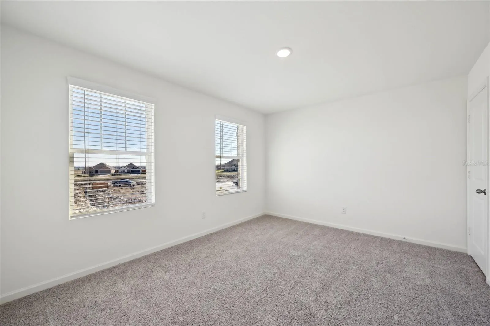 10526 CURVING CREEK