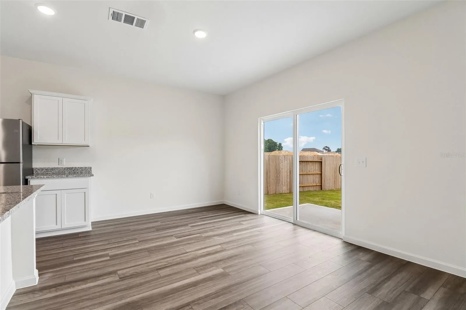 10526 CURVING CREEK